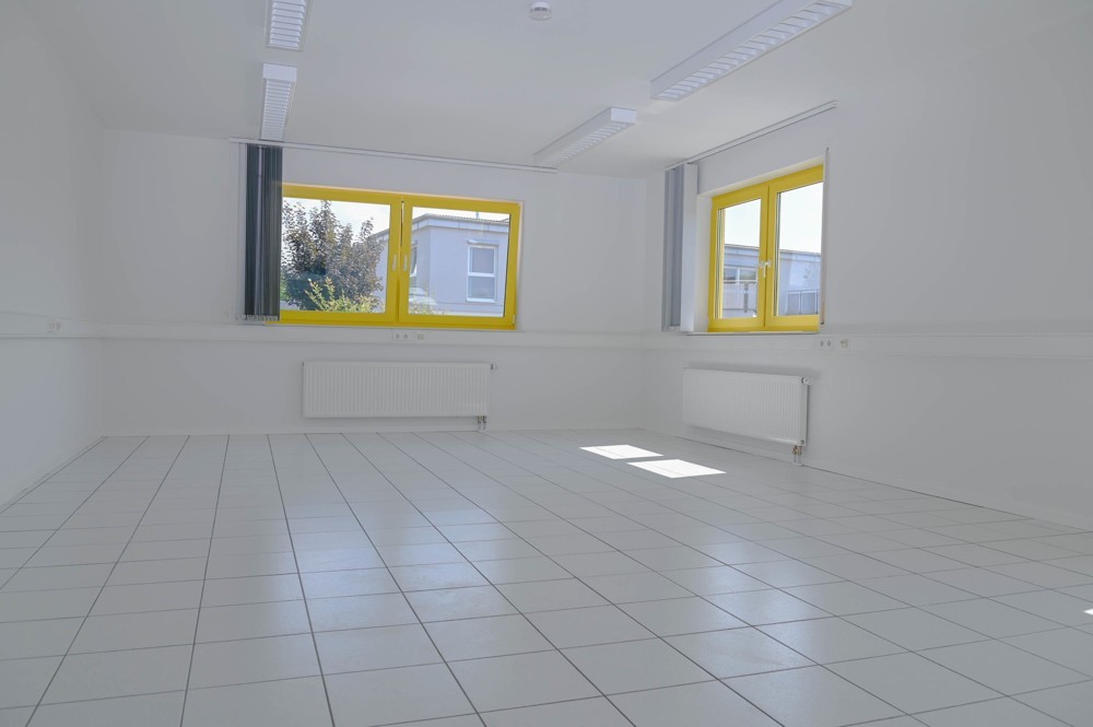 Büro 1