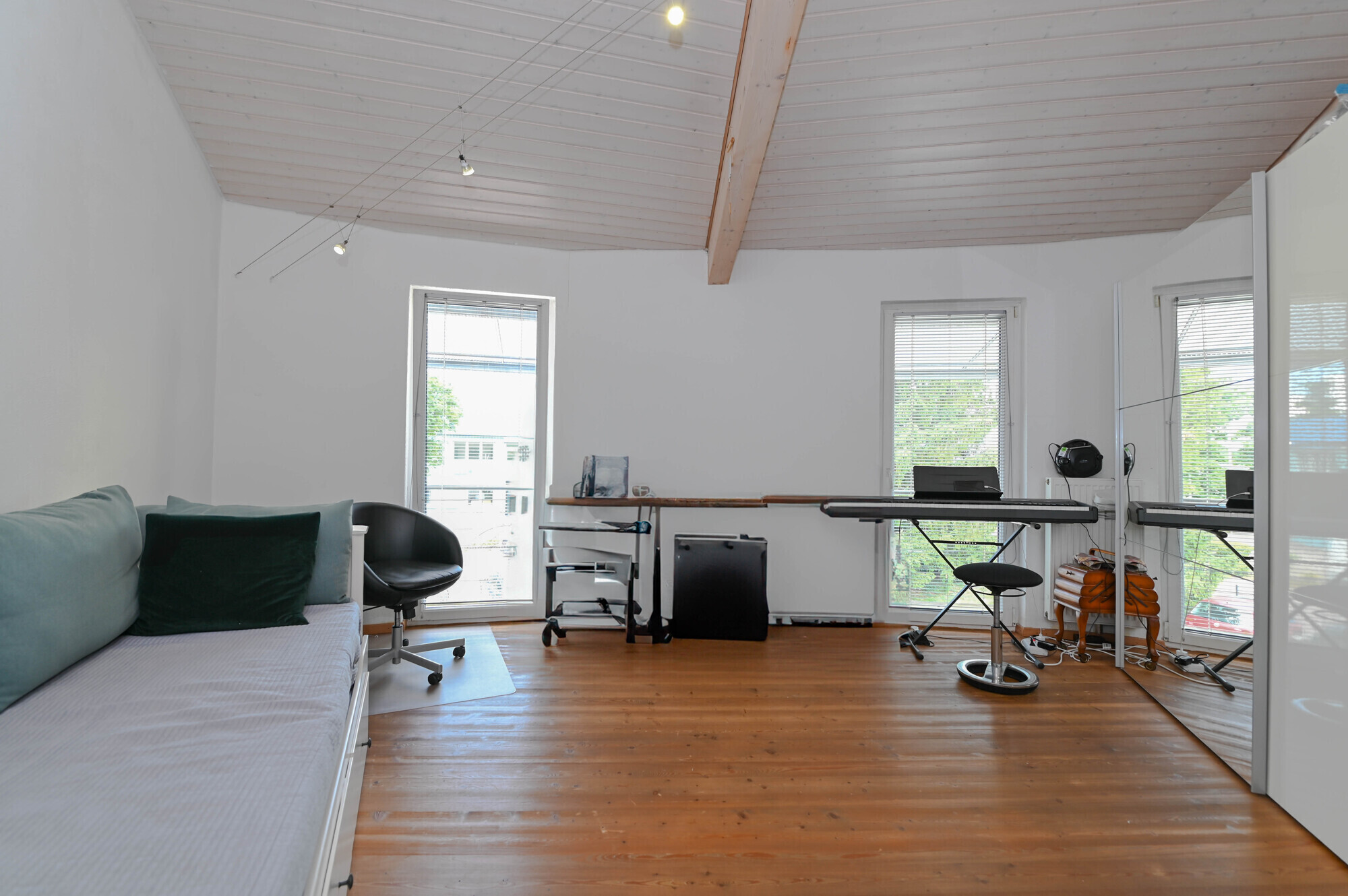 Kind/ Büro