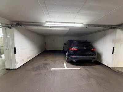 2 Tiefgaragenstellplätze