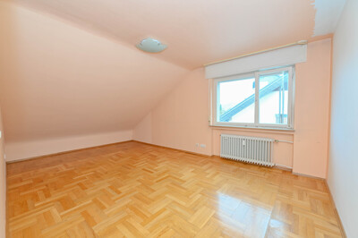 Kinderzimmer DG 